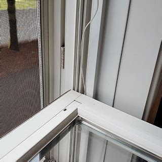 window won't stay up